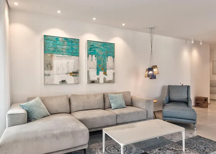 Jardines - Avago 2 1 Pool View 2b Nyaraló *